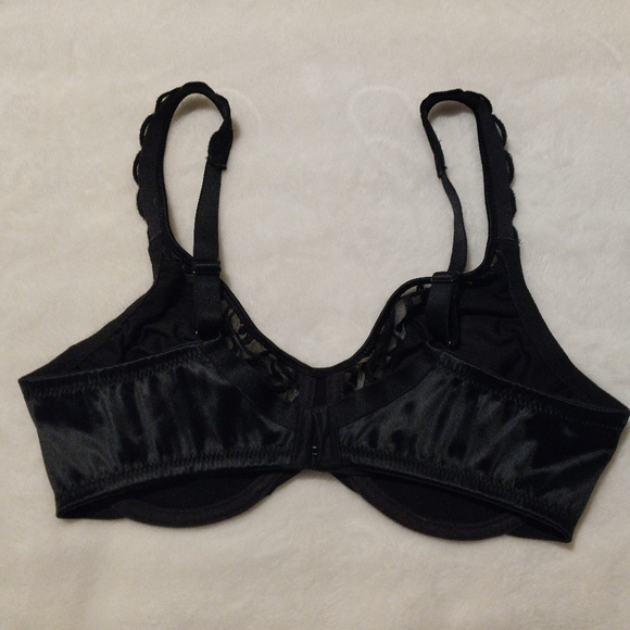 Lilyette Black Lace Bra 36C - Picture 4 of 5